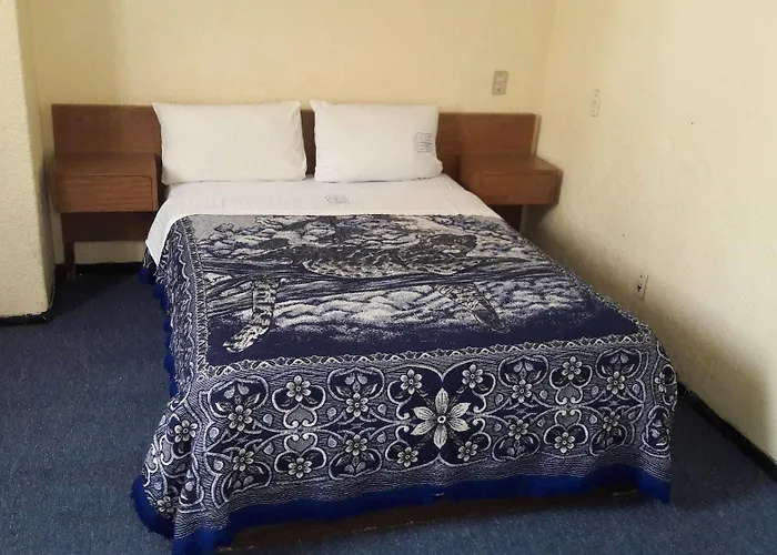 Love hotel Polly 2*