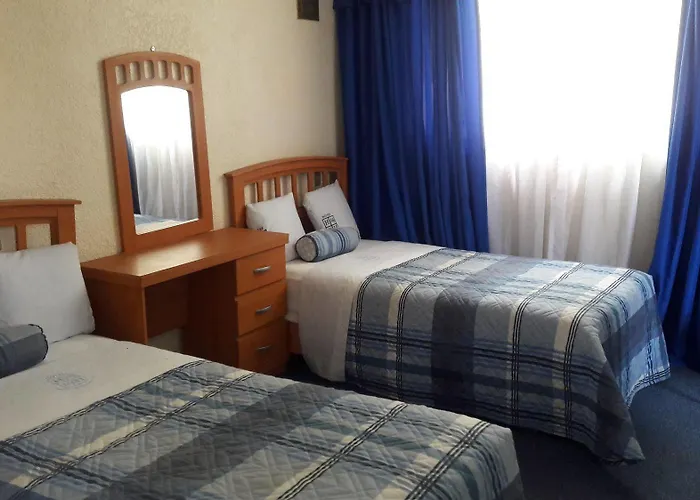 Polly Love hotel 2*